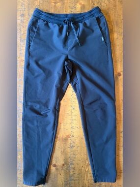 UNRL Men's Black Jogger Pants. Size Medium.